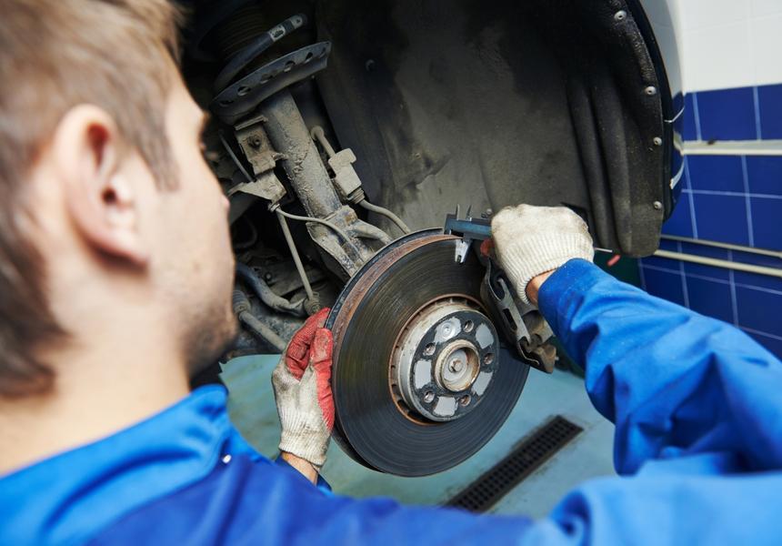 Проточка тормозных дисков – весьма распространённая практика в России ...