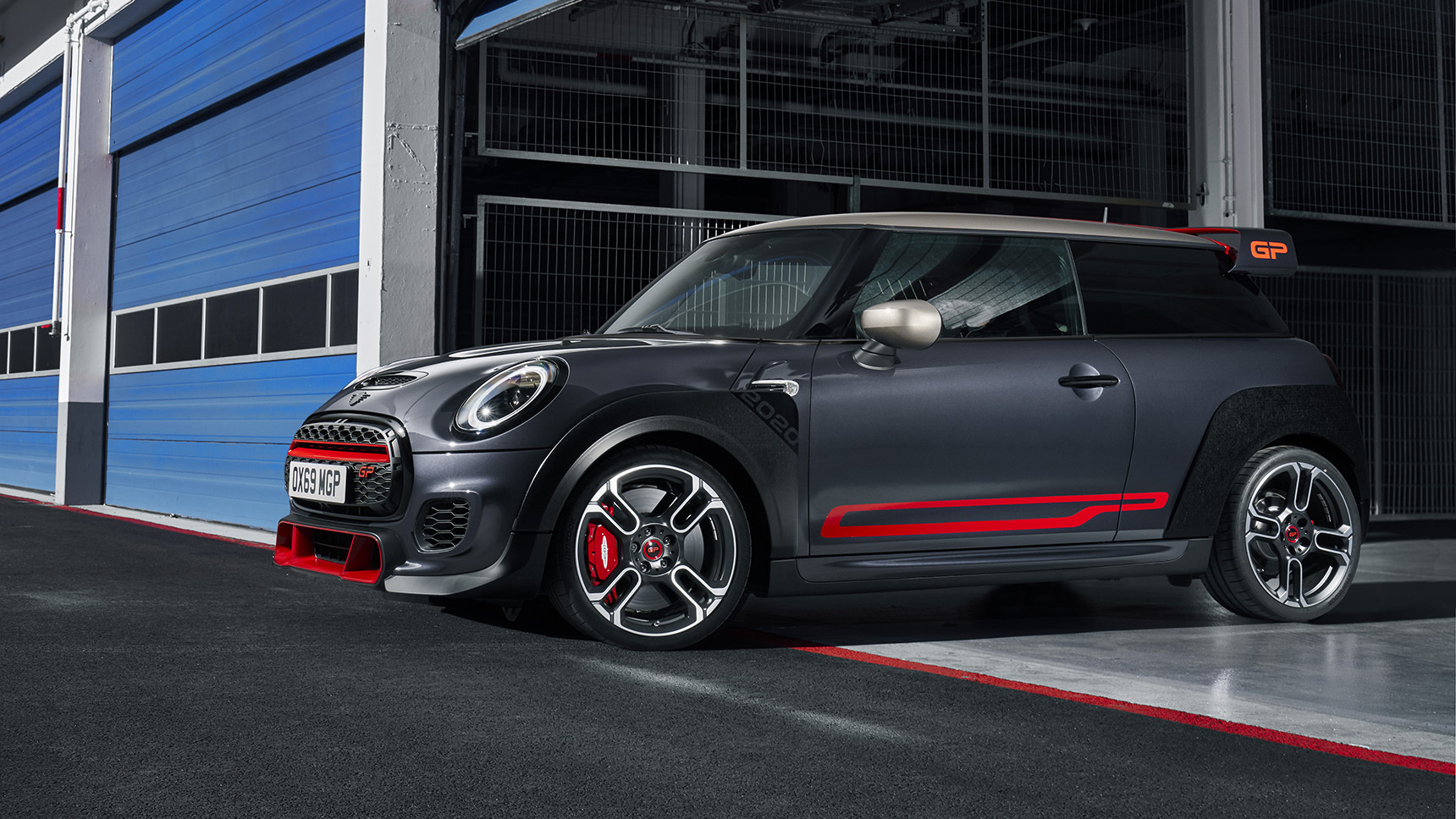 MINI представил самый быстрый свой хэтчбек - John Cooper Works GP - Quto.ru