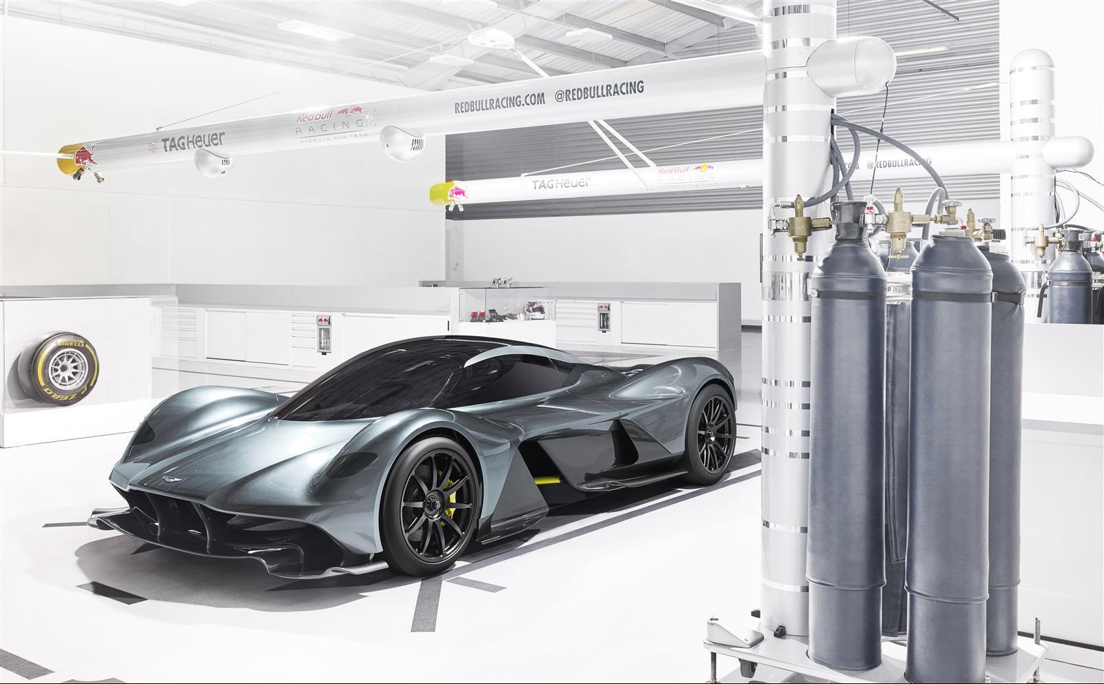 Aston Martin и Red Bull раскрыли совместный гиперкар AM-RB 001 - Quto.ru