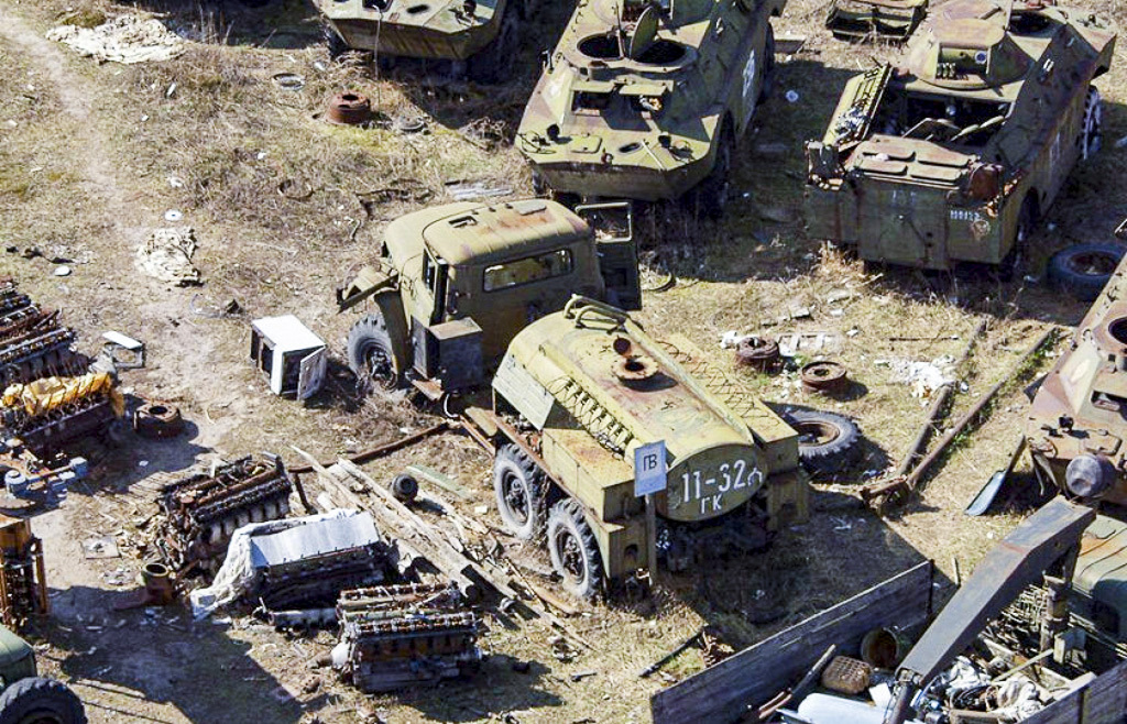 Кладбище техники в Чернобыле Куда делась техника? | Пикабу
