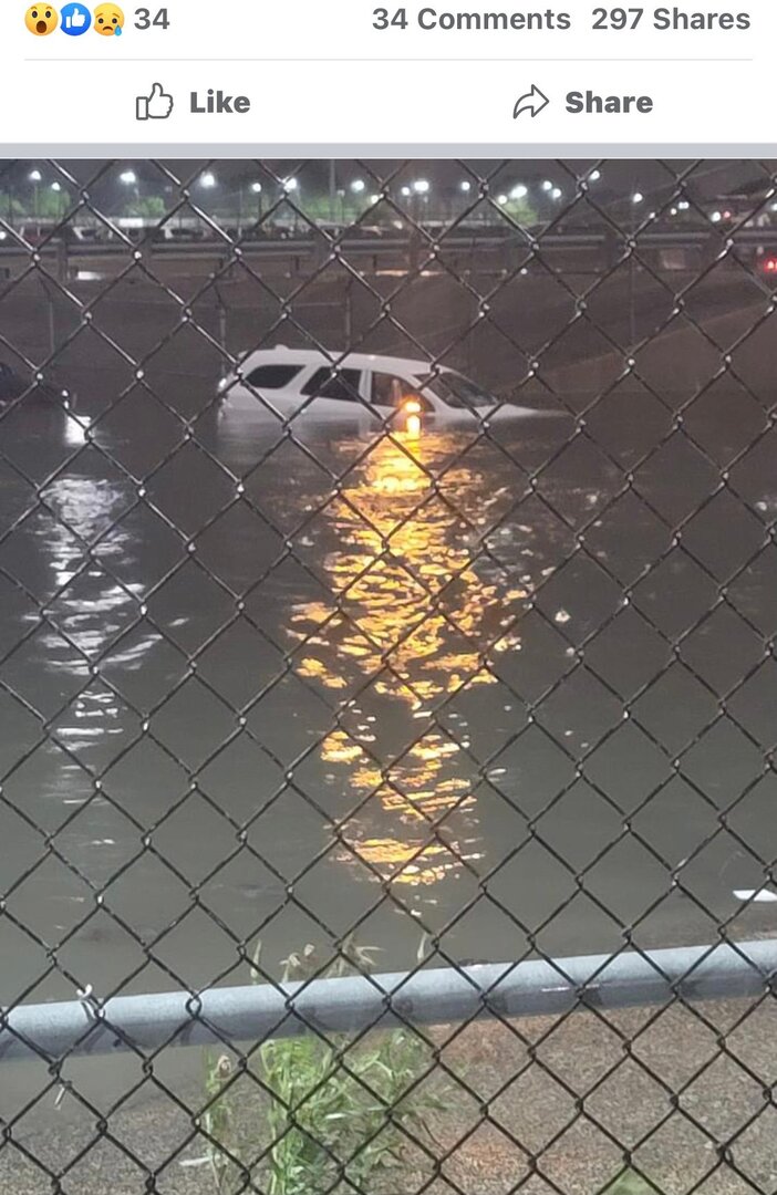Наводнение в Детройте: огромное количество «Джипов» оказалось под водой (фото, видео)