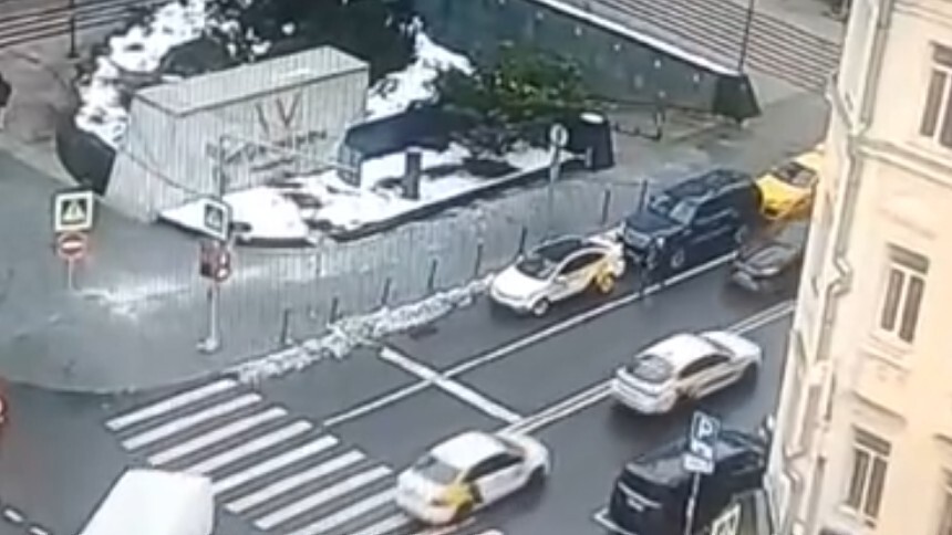 Драка и стрельба: за что водитель Cadillac подстрелил таксиста в Москве (видео)