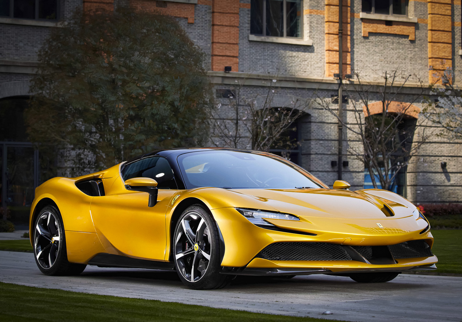 Ferrari f12 Berlinetta Spider