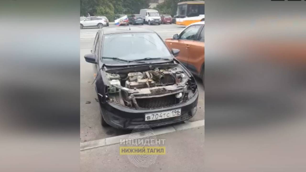 В Нижнем Тагиле воры за ночь разобрали Lada Granta - Quto.ru