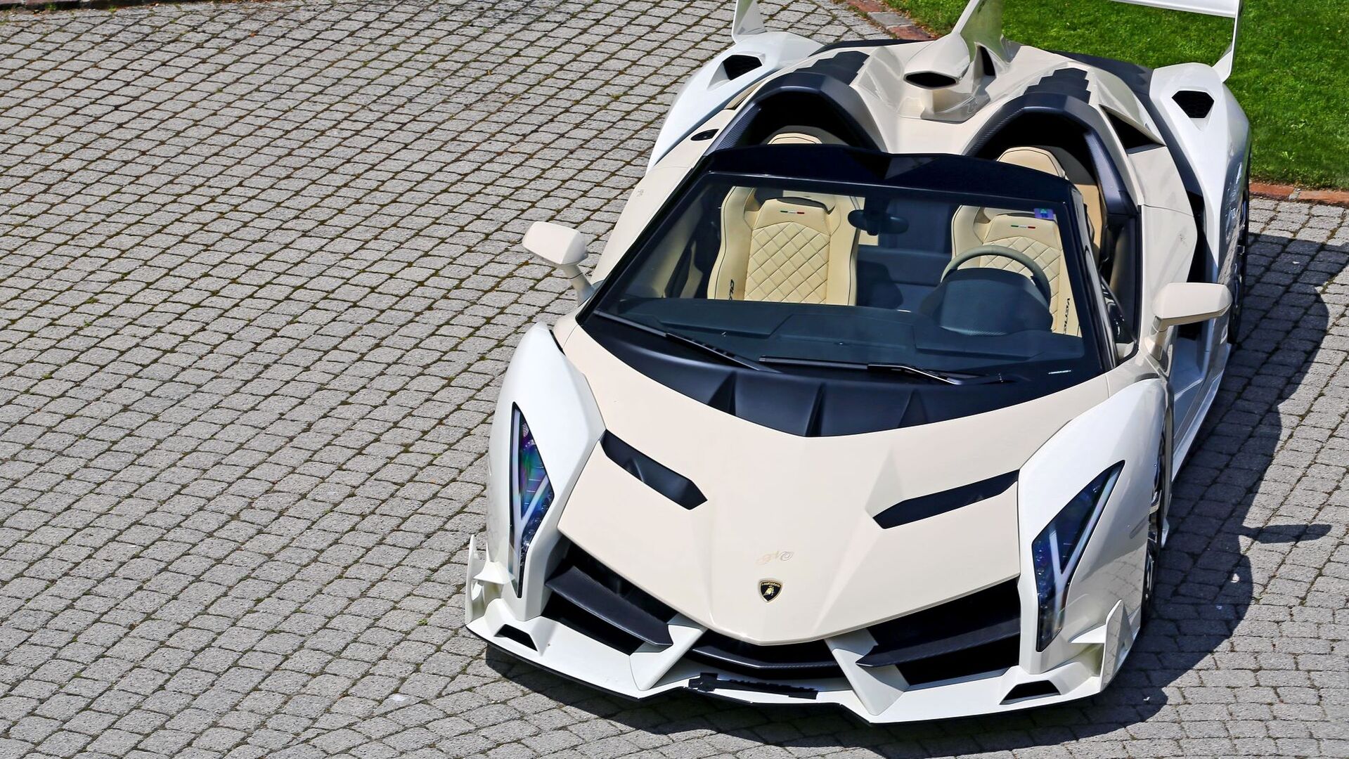 Самые быстрые, дикие и безумные суперкары Lamborghini в истории марки