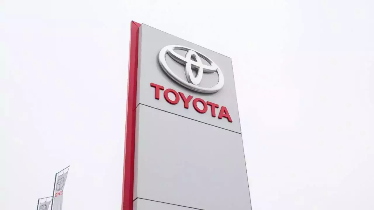 Toyota не поставляет автокомпоненты в… 