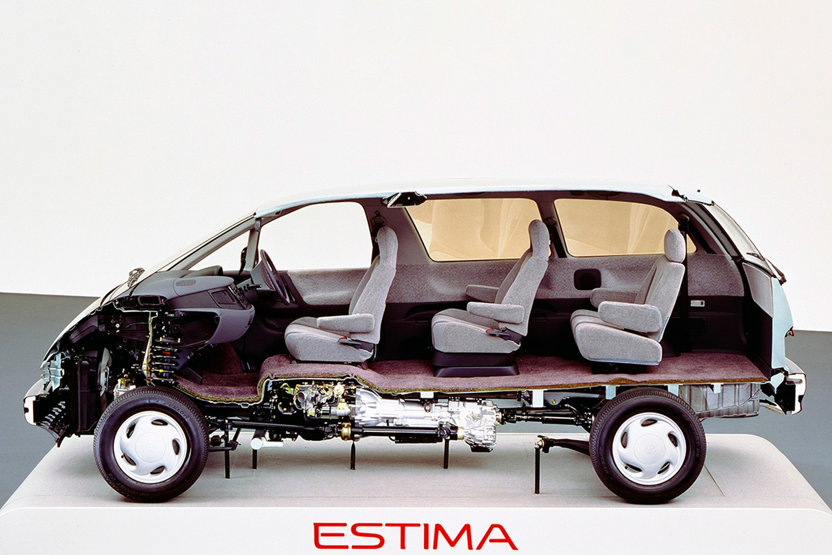 Тойота Эстима 1990
