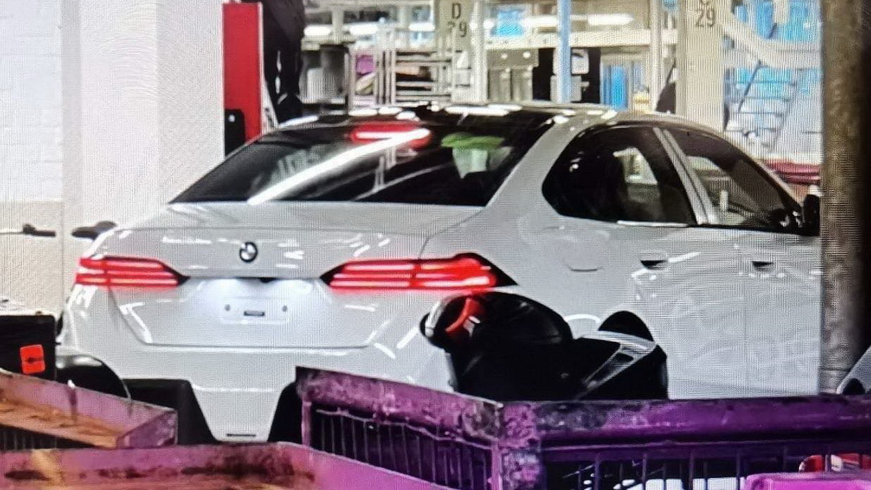 Новый седан BMW 5-Series сфотографировали без… 