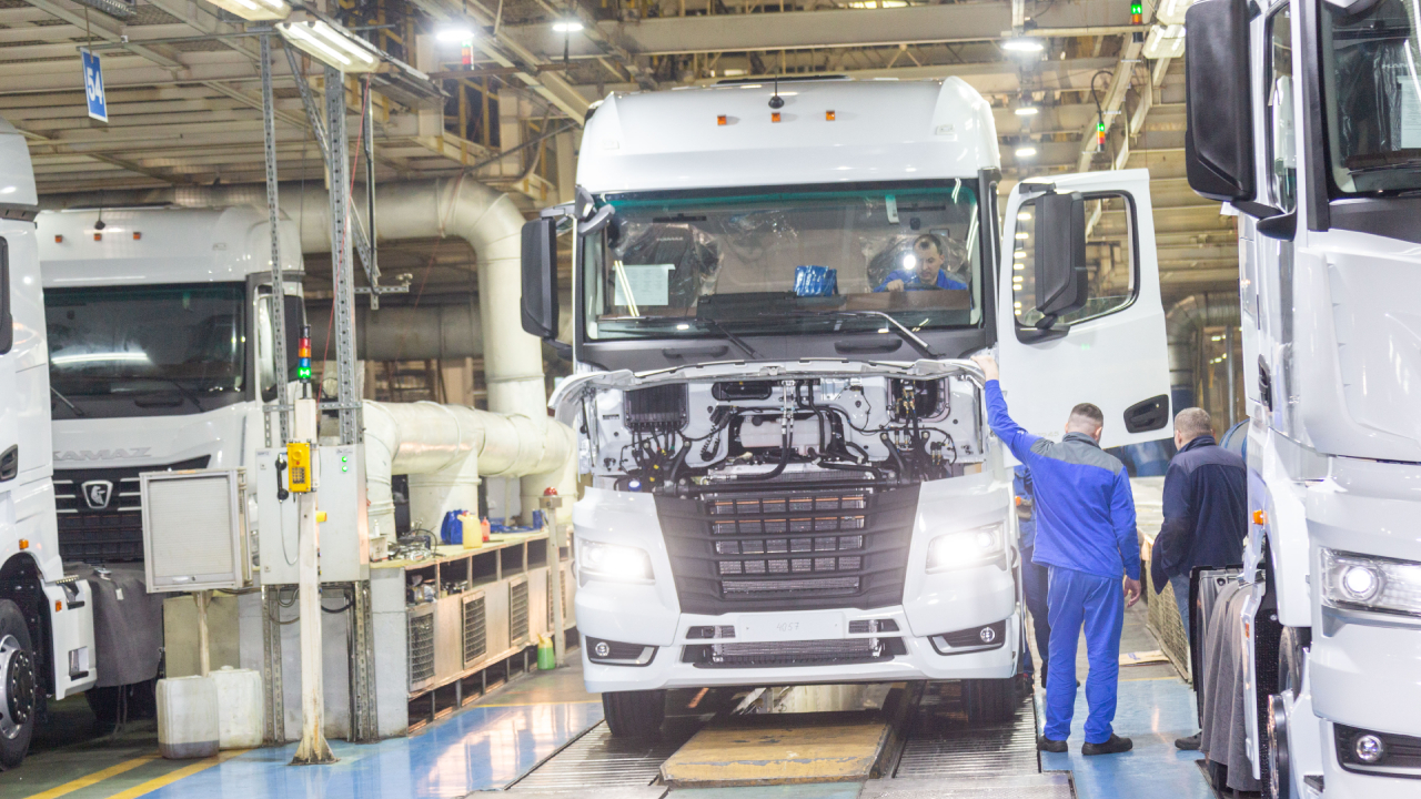 КамАЗ выпустил тысячу антисанкционных грузовиков поколения… 