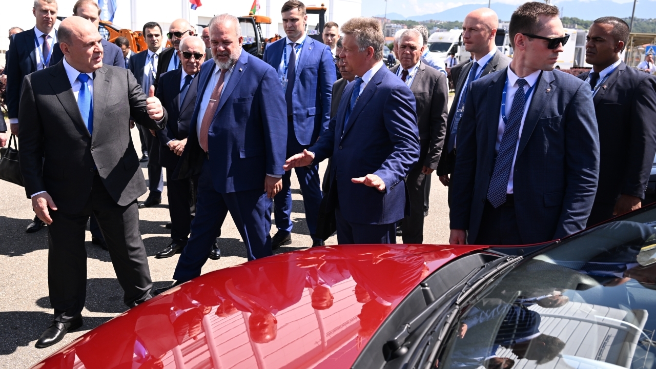 Новая модель АвтоВАЗа получила имя Lada Vesta… 
