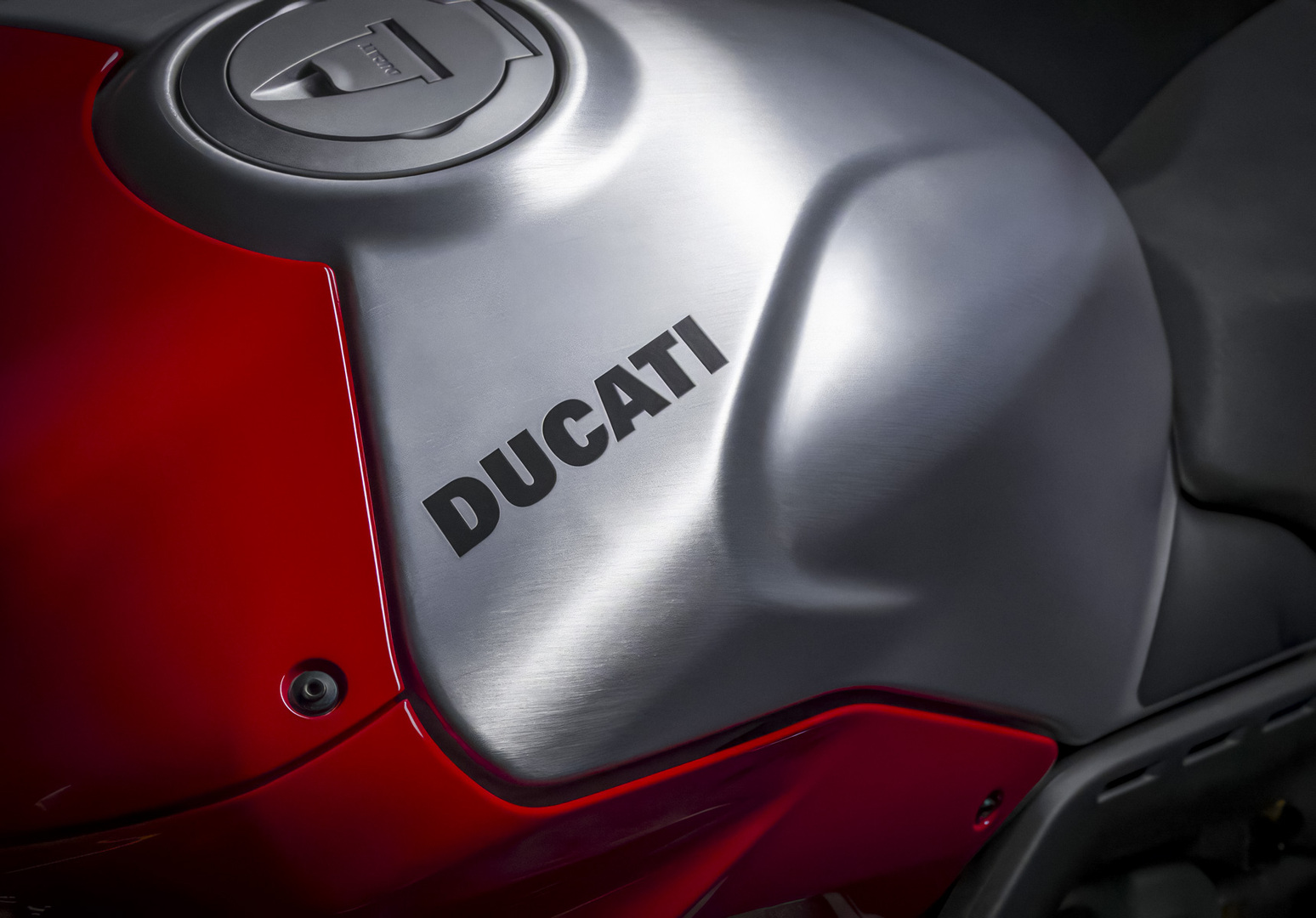 Ducati r4