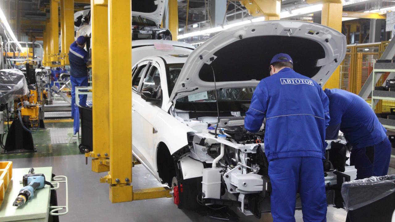 Калининградский «Автотор» раскрыл сроки начала выпуска модели Amber… 