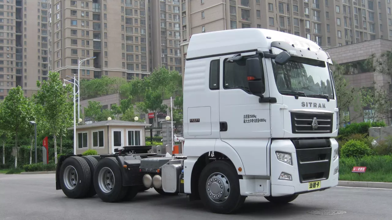 Китайские грузовики в России подорожали на… 