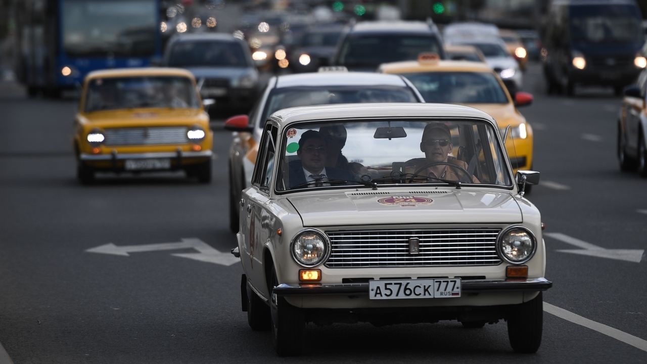 Средний срок эксплуатации автомобилей в России достиг 27… 