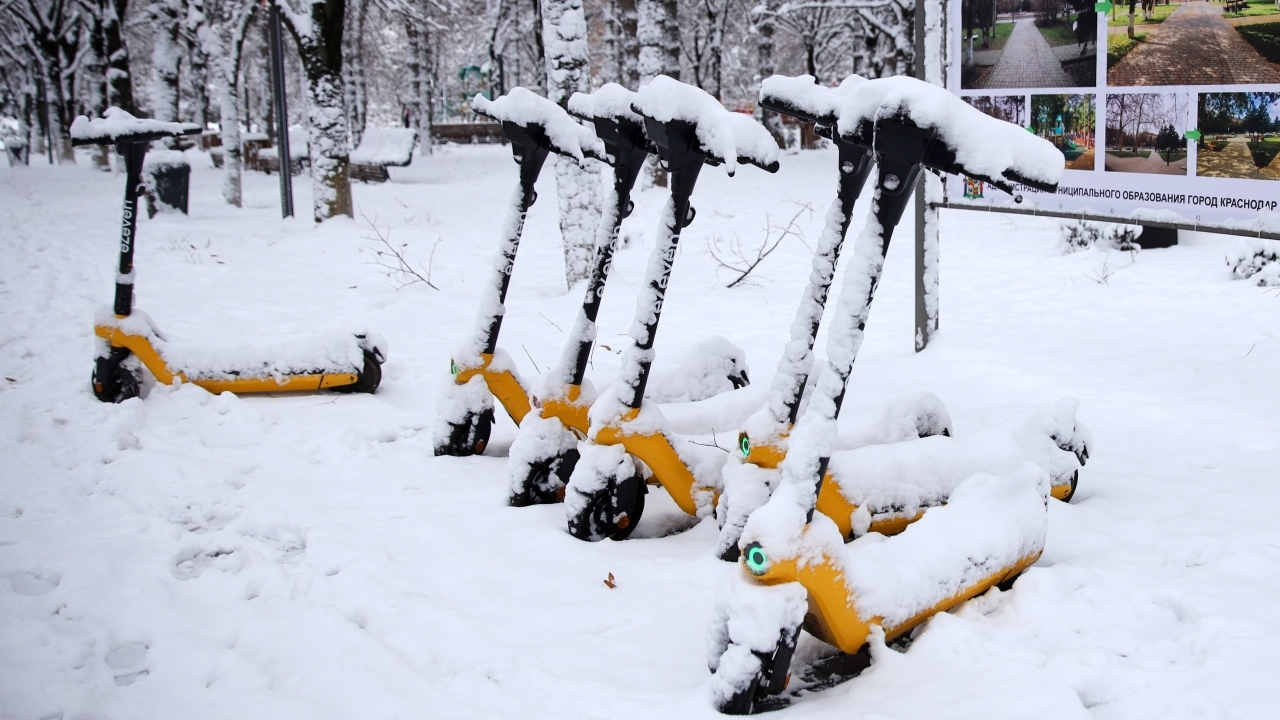 Депутат Цивилёв предложил запретить езду на самокате по снегу и в… 