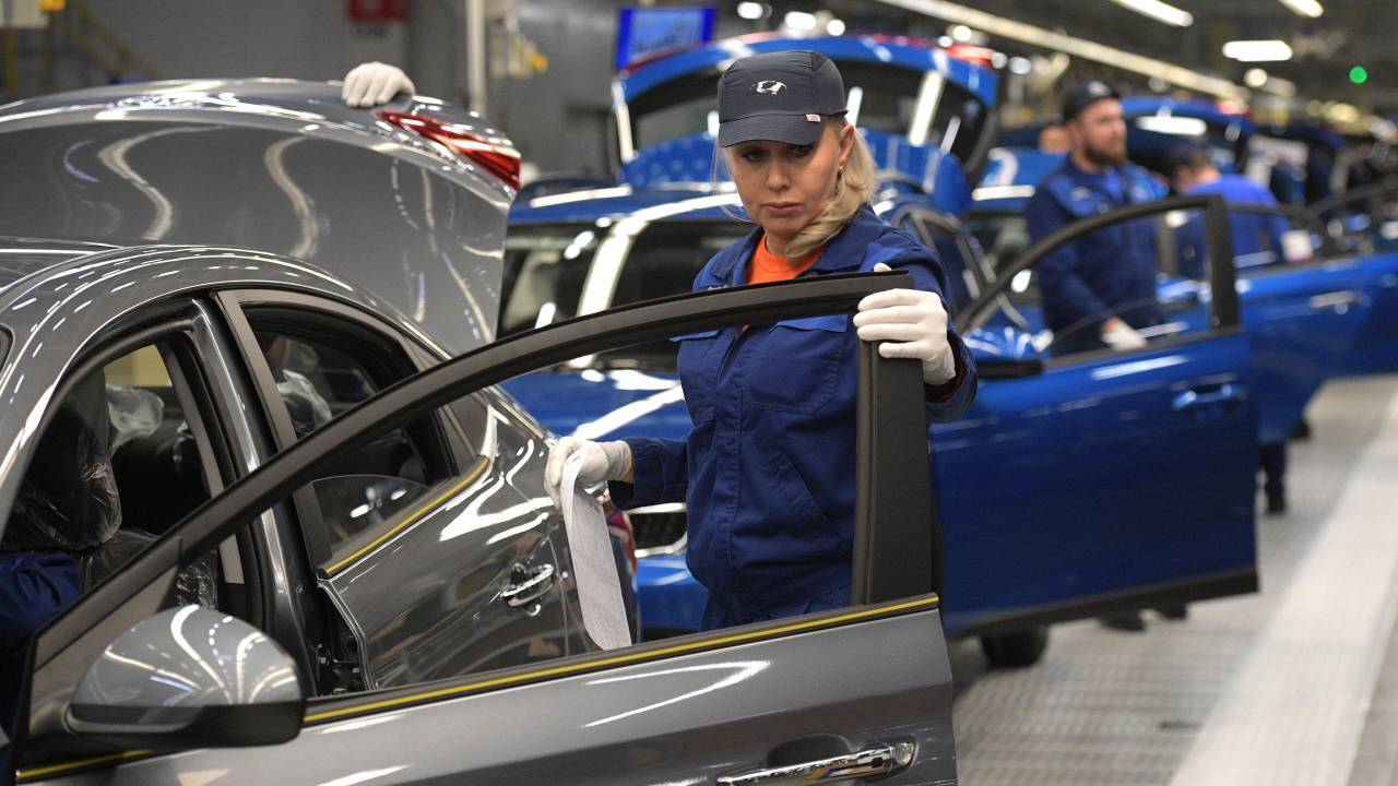 Бывший завод Hyundai в Санкт-Петербурге сменил название и… 