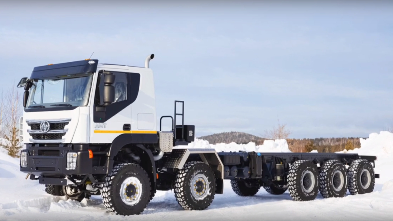 В России освоили выпуск сверхтяжелых грузовиков… 