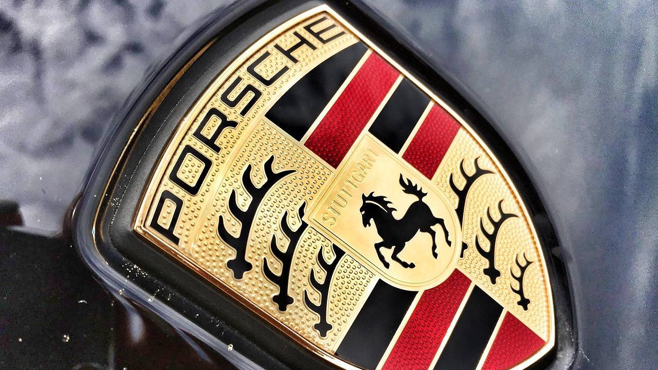Porsche намерен продать свои российские активы в… 