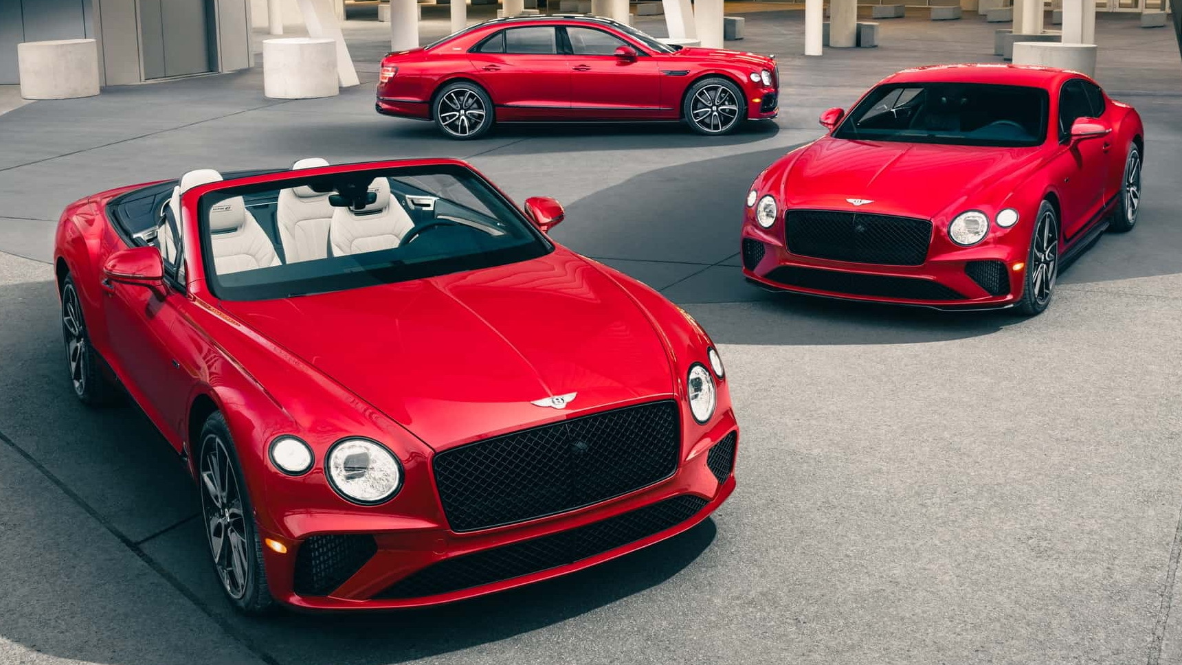 Bentley объявила о скорой отставке традиционных двигателей… 