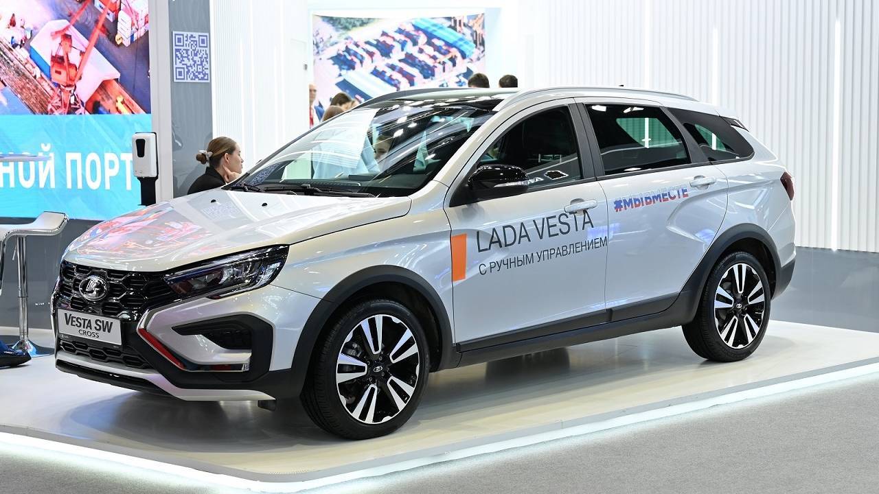 АвтоВАЗ представил Lada Vesta для… 