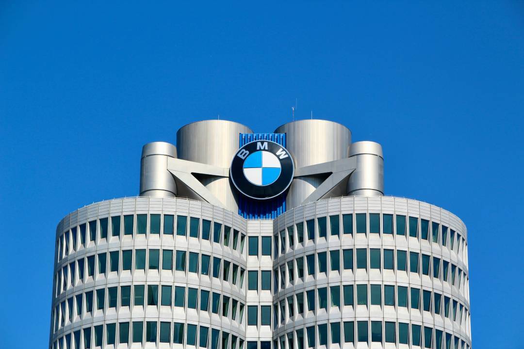 Об имени владельца BMW теперь расскажут боковые зеркала, ставшие… 