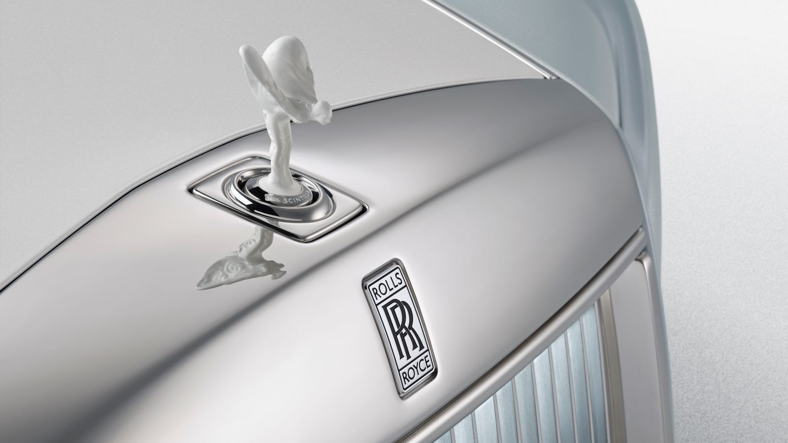 Rolls-Royce выпустил Phantom Scintilla в честь юбилея своего… 