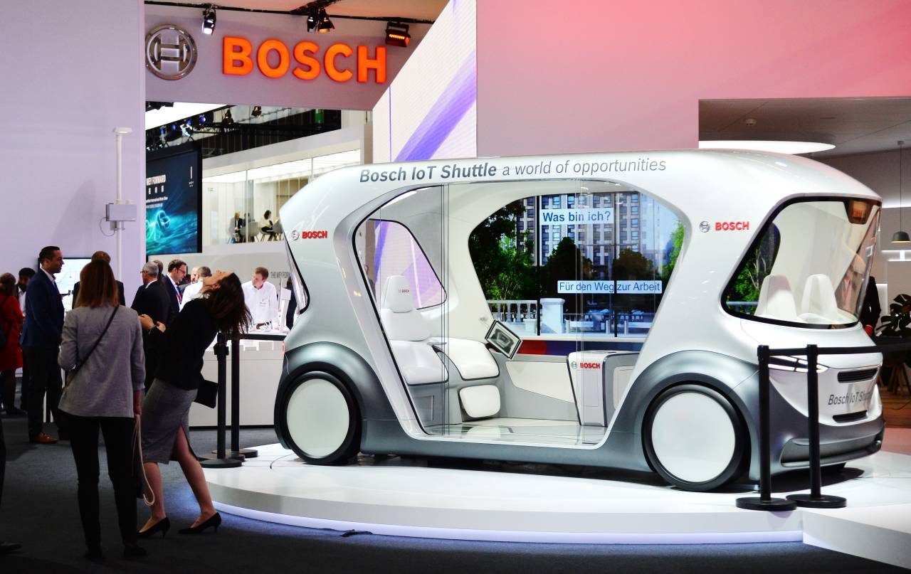 Глава Bosch: потребители всё чаще переходят на подключаемые… 