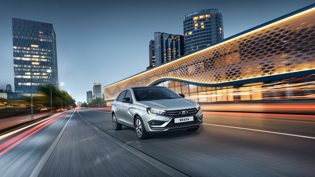 АвтоВАЗ объявил, что Lada Vesta 1.6 стала доступна и с… 