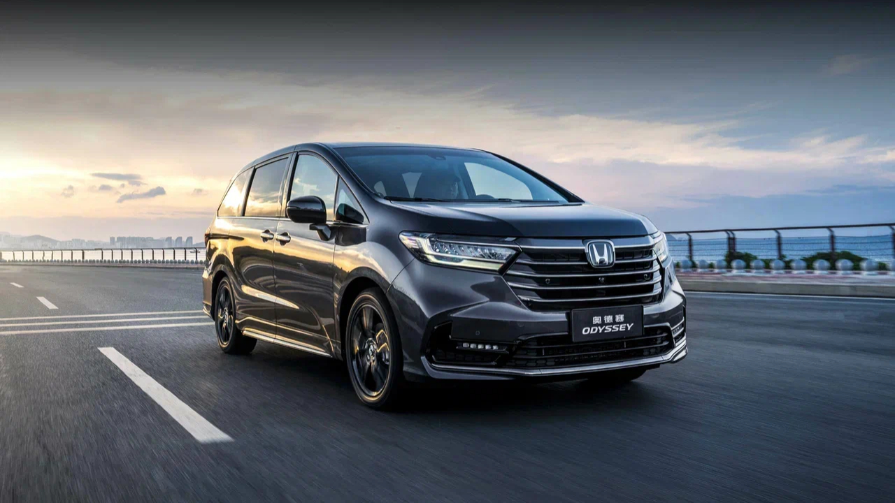 Минивэн Honda Odyssey вышел на российский… 