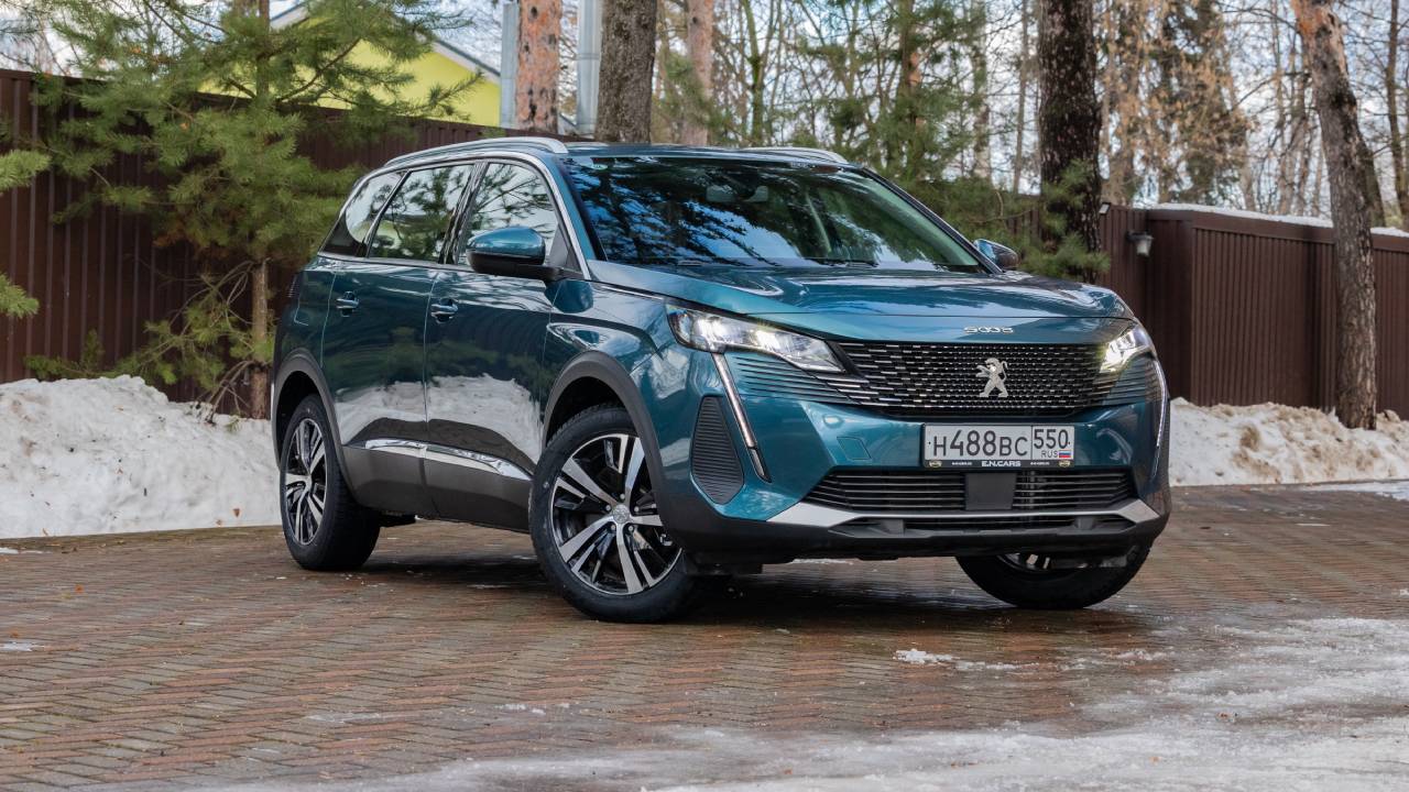 Новый кроссовер Peugeot 5008 можно купить за 2 700 000… 