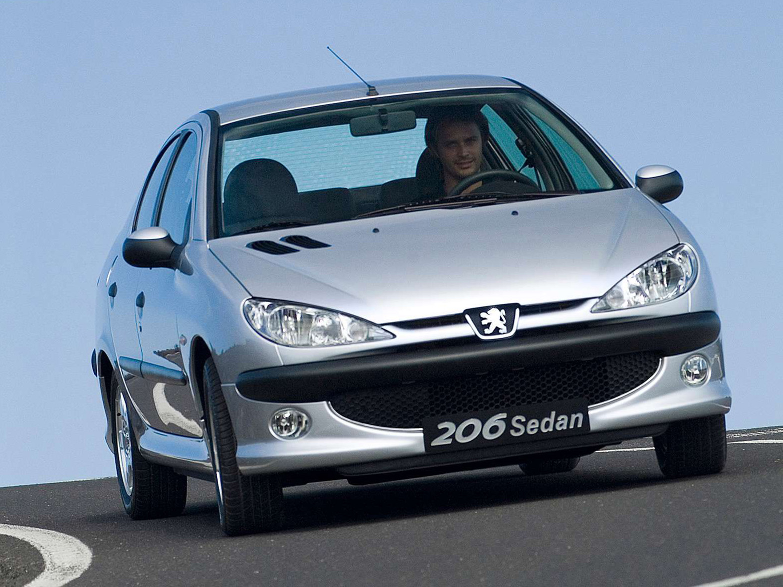 Особенности и опции Peugeot 206 седан I поколение - Quto.ru