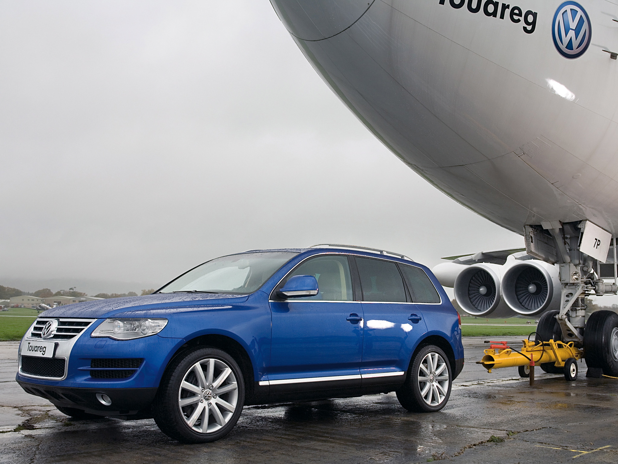 Комплект Premium для установки мобильного телефона Volkswagen Touareg I  поколение рестайлинг - Quto.ru