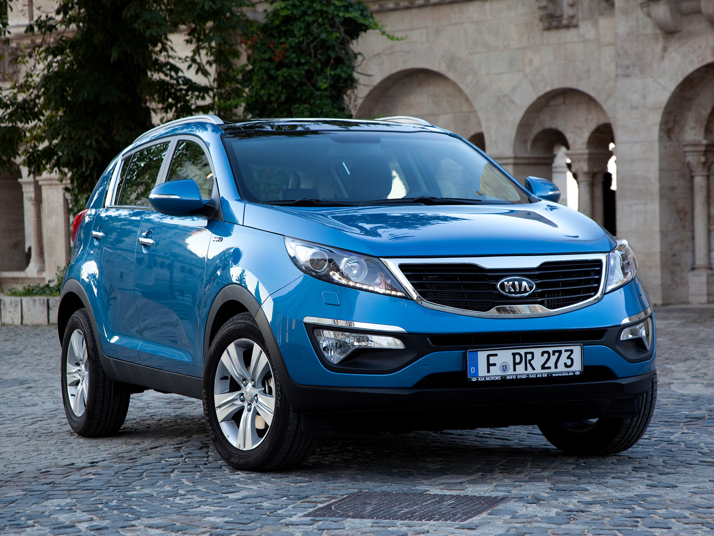 KIA Sportage III поколение Внедорожник – модификации и цены, одноклассники  KIA Sportage suv, где купить - Quto.ru