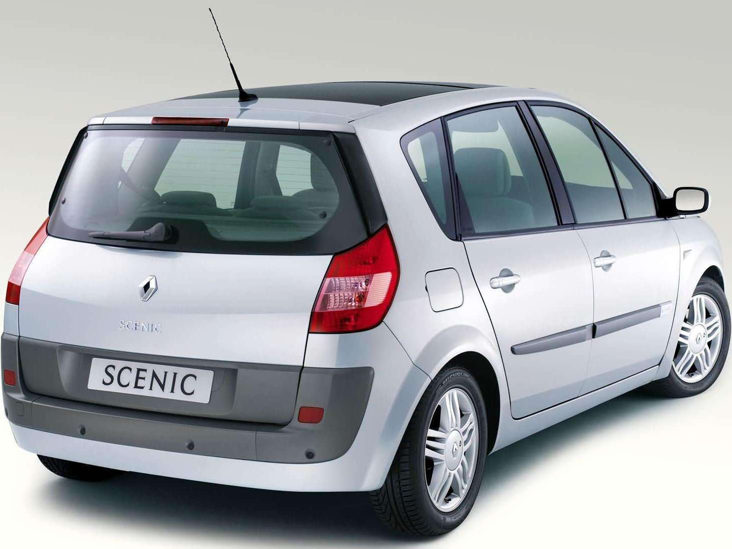 Renault Scenic II поколение Минивэн – модификации и цены, одноклассники  Renault Scenic minivan, где купить - Quto.ru