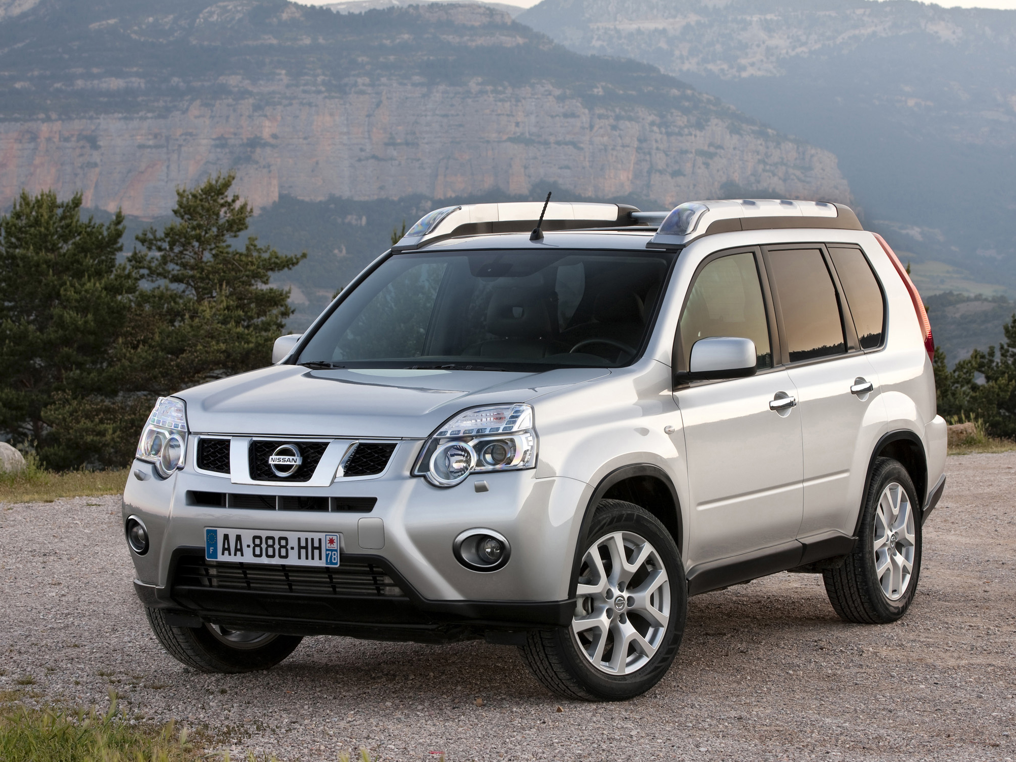 Nissan X-Trail T31 рестайлинг Внедорожник – модификации и цены,  одноклассники Nissan X-Trail suv, где купить - Quto.ru