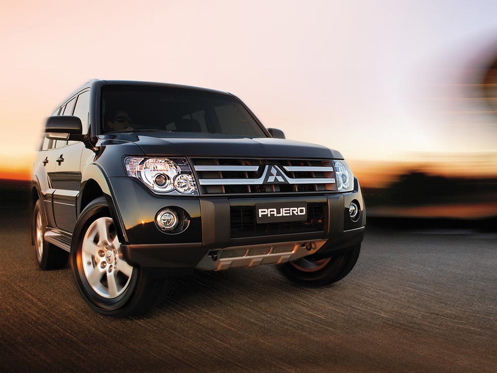 Фото Mitsubishi Pajero 5-дв. IV поколение - Quto.ru