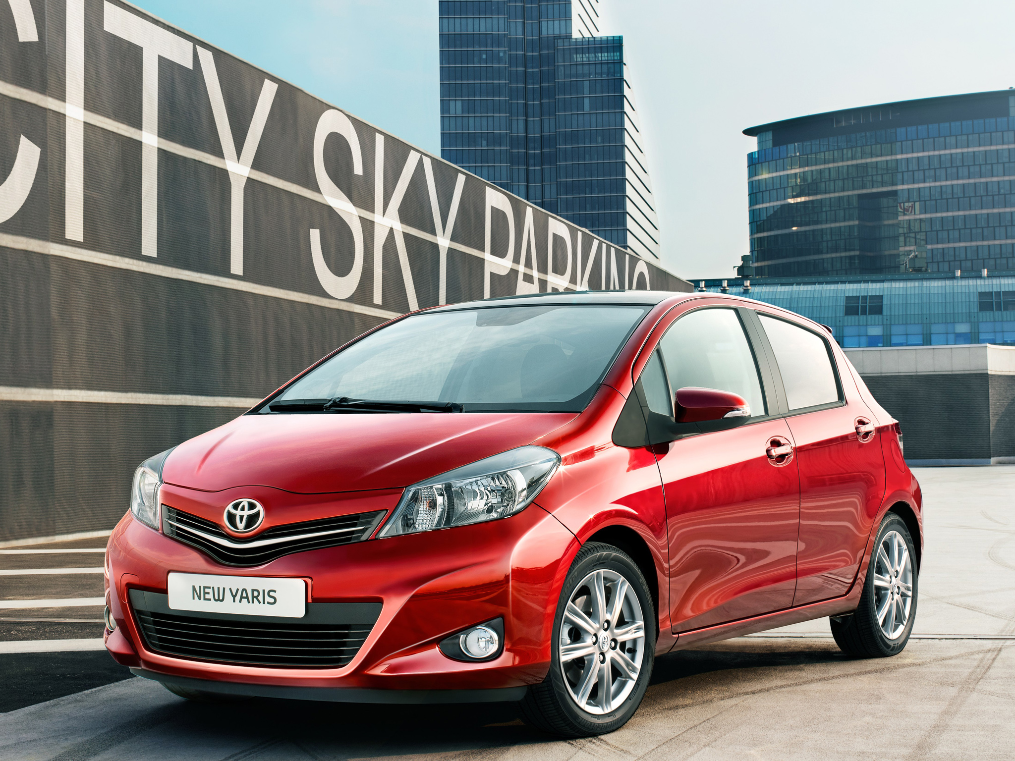 Фото Toyota Yaris 5-дв. III поколение - Quto.ru