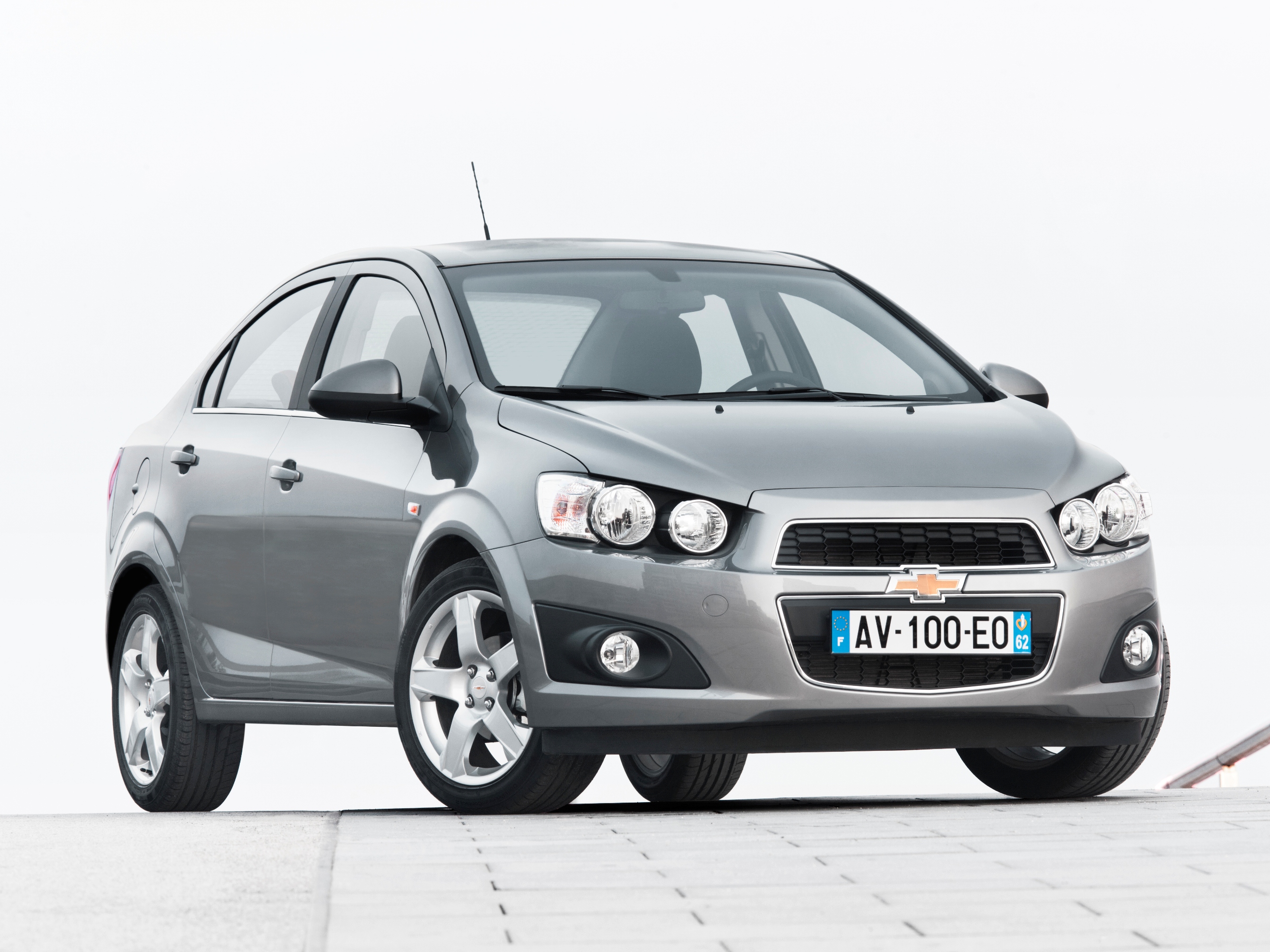 Особенности и опции Chevrolet Aveo седан II поколение - Quto.ru