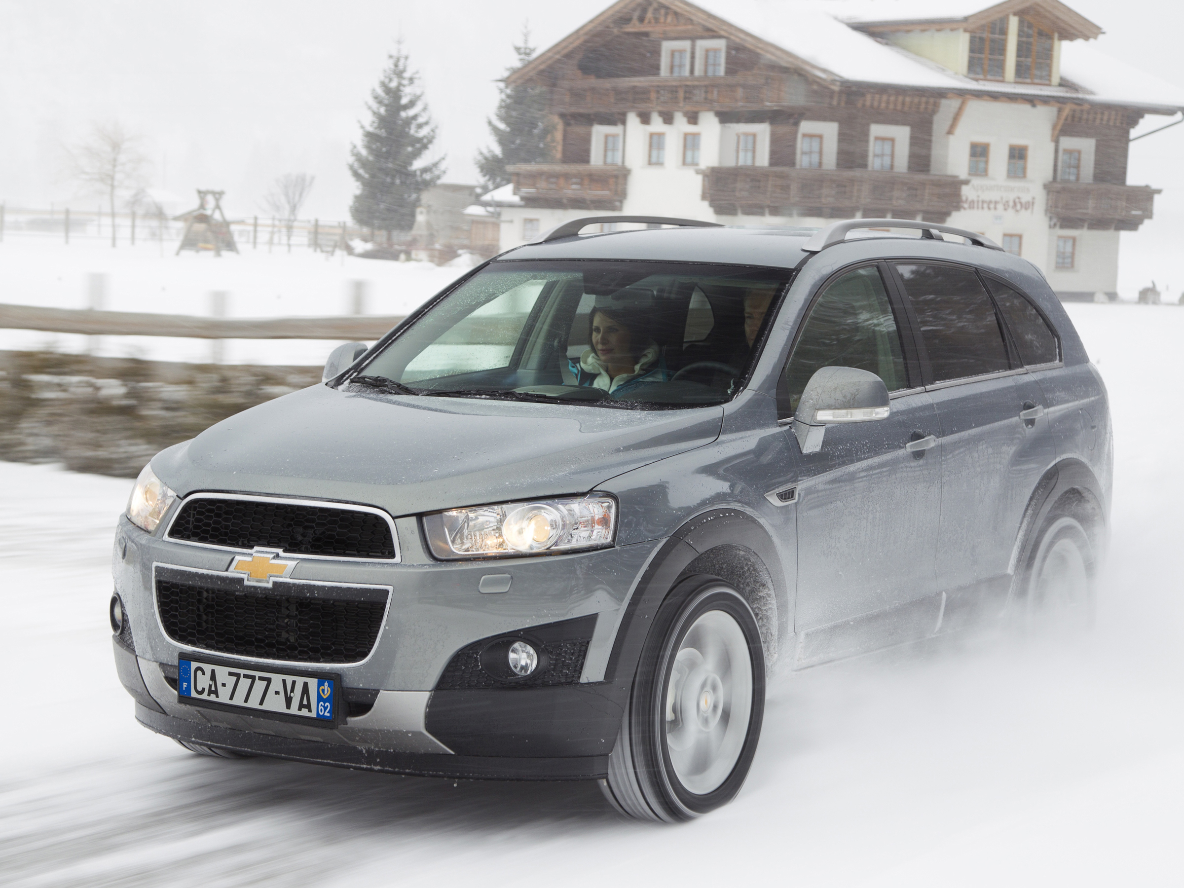 Chevrolet Captiva I поколение рестайлинг Внедорожник – модификации и цены,  одноклассники Chevrolet Captiva suv, где купить - Quto.ru