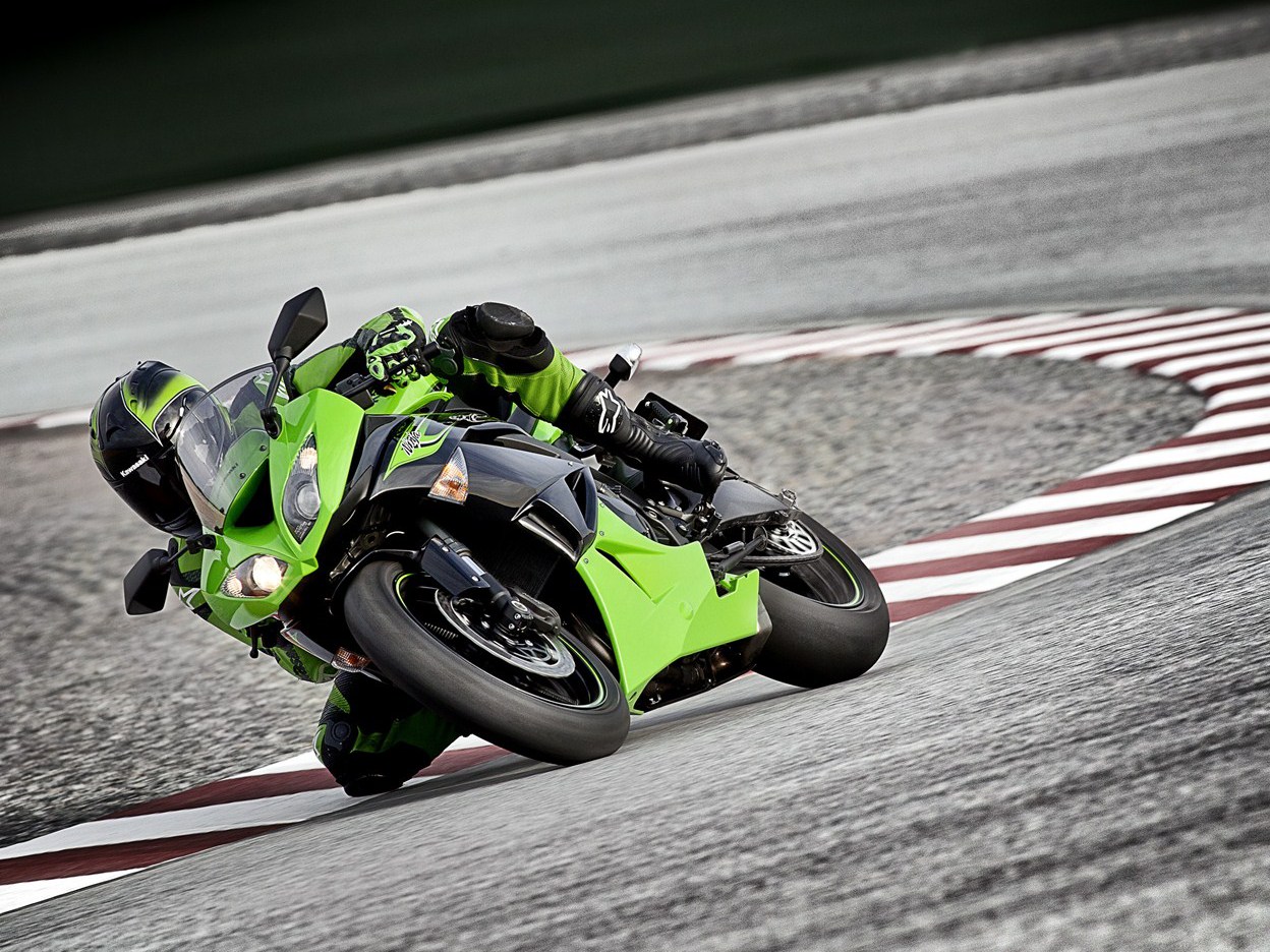 Kawasaki Ninja ZX-6R 2009 - цена, технические характеристики