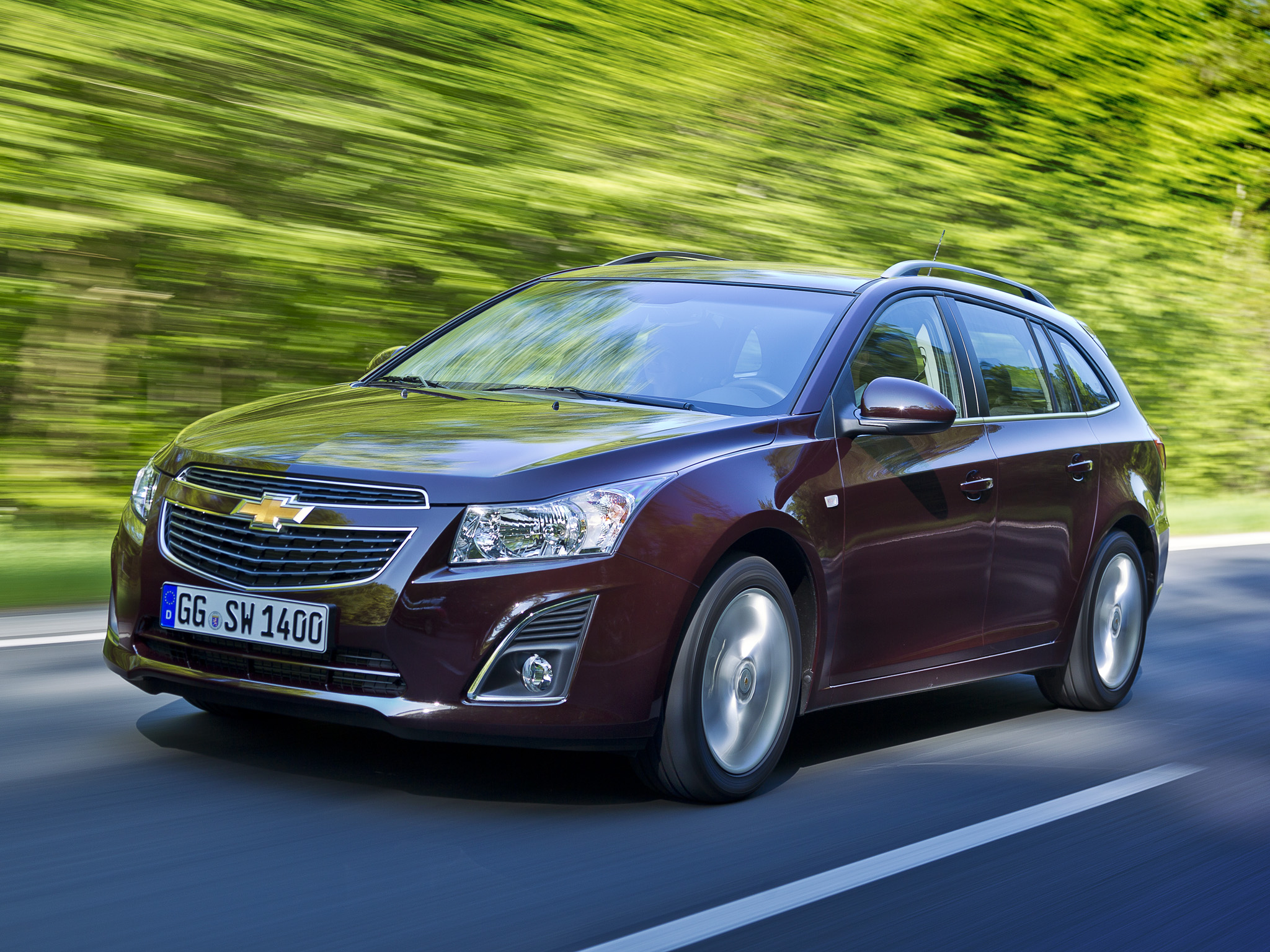 Chevrolet Cruze универсал J300 рестайлинг Универсал – модификации и цены,  одноклассники Chevrolet Cruze универсал wagon, где купить - Quto.ru