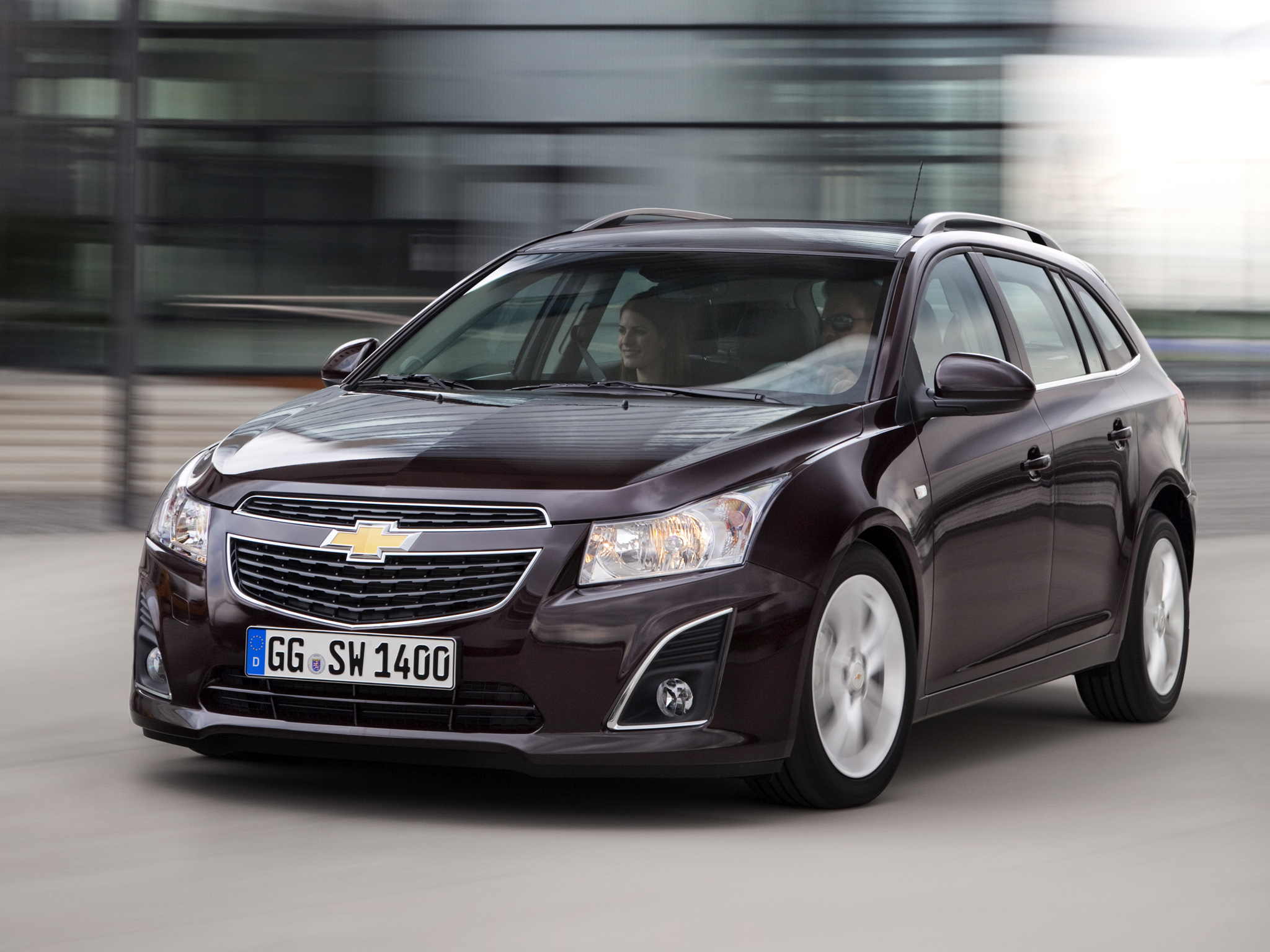 Chevrolet Cruze универсал J300 рестайлинг Универсал – модификации и цены,  одноклассники Chevrolet Cruze универсал wagon, где купить - Quto.ru