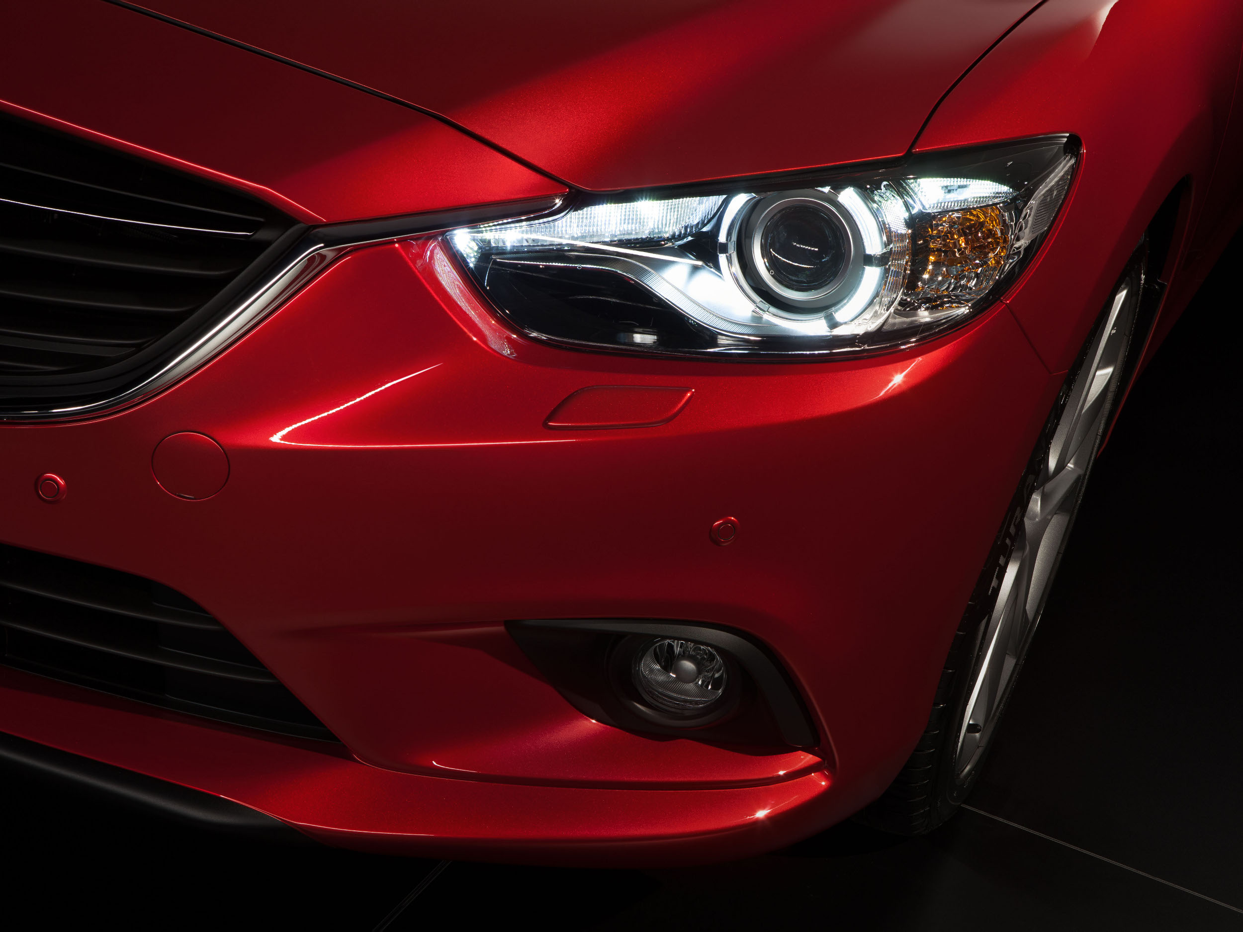 Система автоматического управления фарами дальнего света (HBC) Mazda 6  седан III поколение - Quto.ru