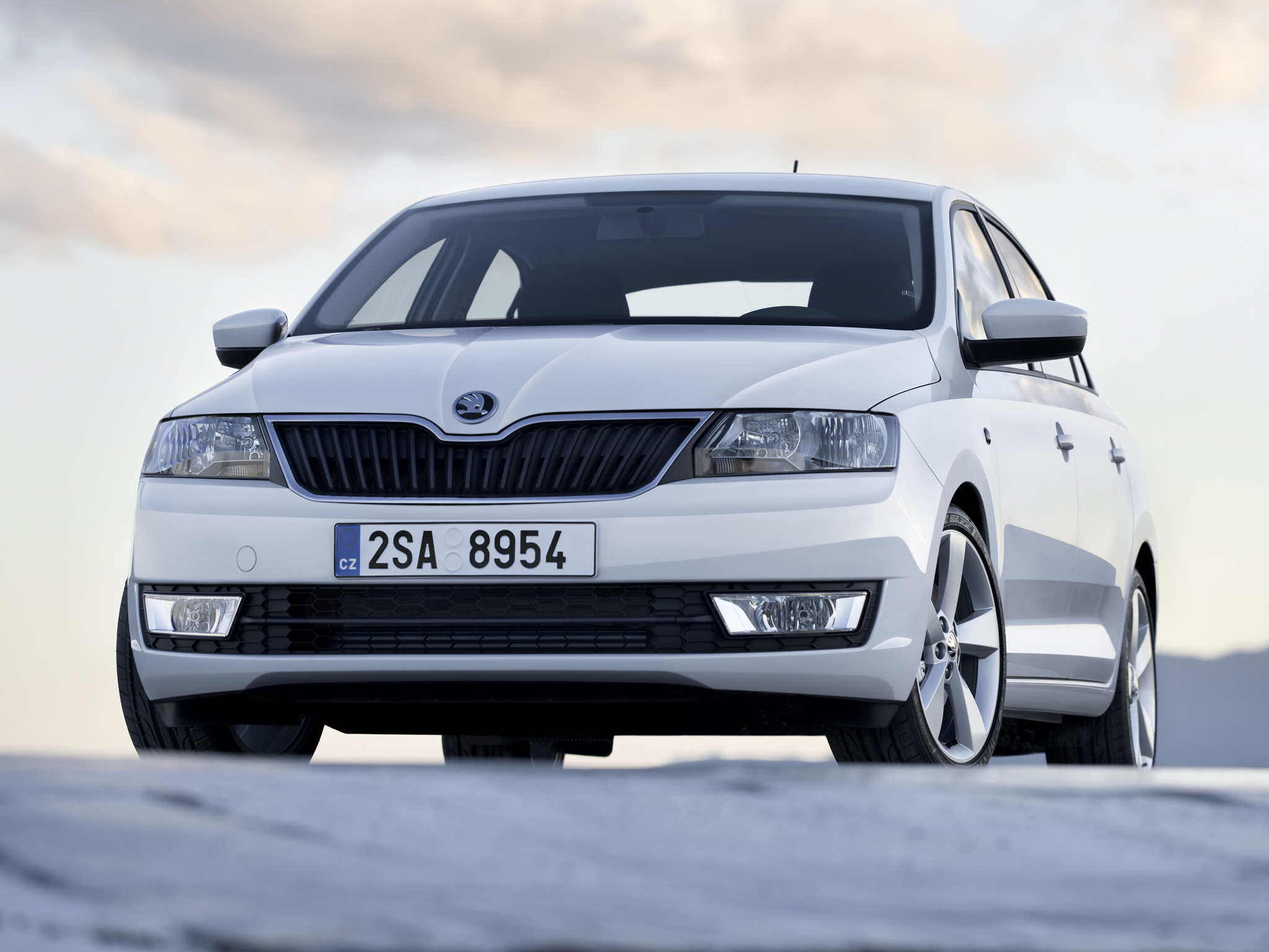 Skoda Rapid I поколение Хэтчбек – модификации и цены, одноклассники Skoda  Rapid hatchback, где купить - Quto.ru