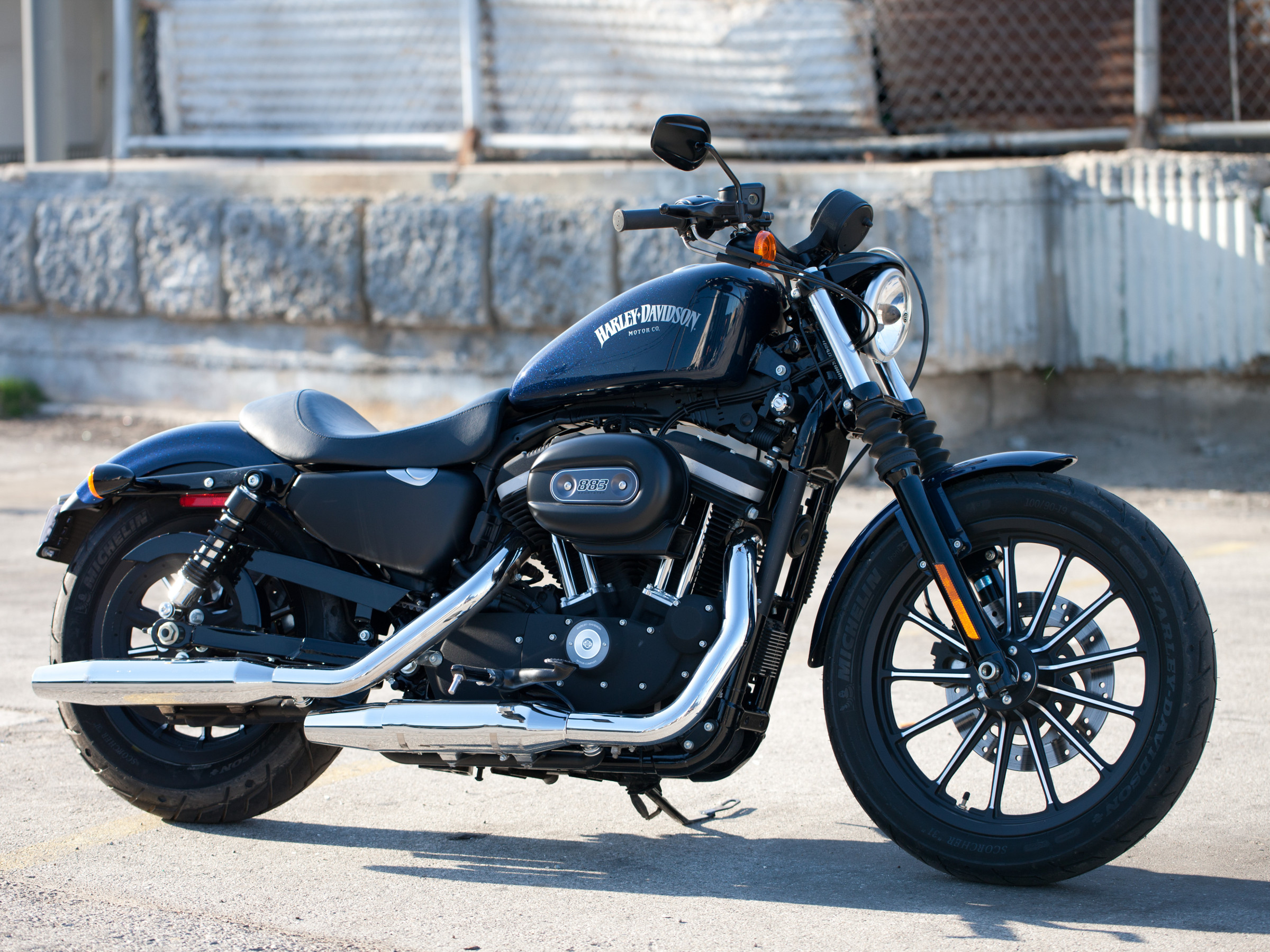 Iron 883 best sale price