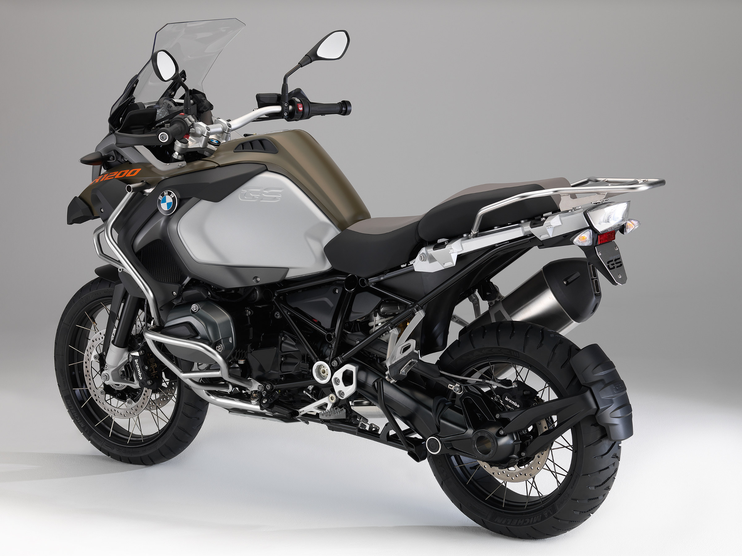 Gs1200 5. BMW r1200gs. Мотоцикл BMW GS 1200. BMW GS 1200 Adventure. BMW r1200gs LC.