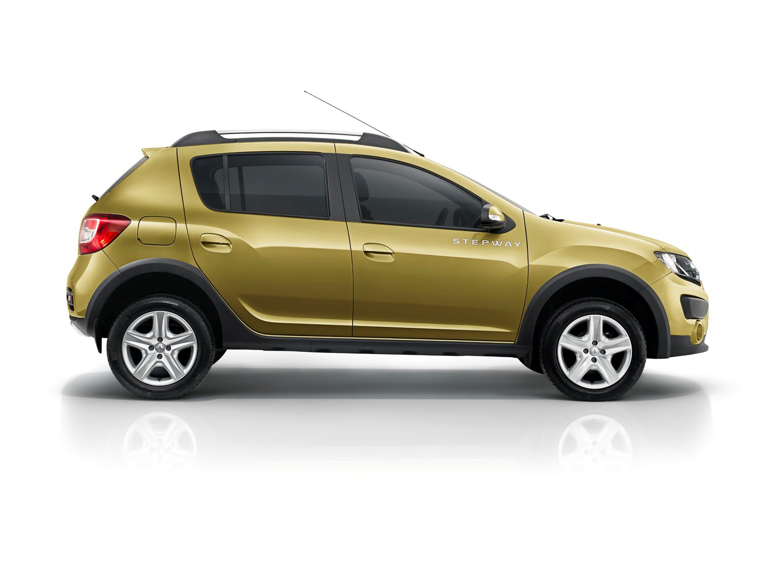 Продано: Renault Sandero Stepway II поколение 1.6 MT 82 л.с. зеленый  металлик в Удмуртии - Quto.ru