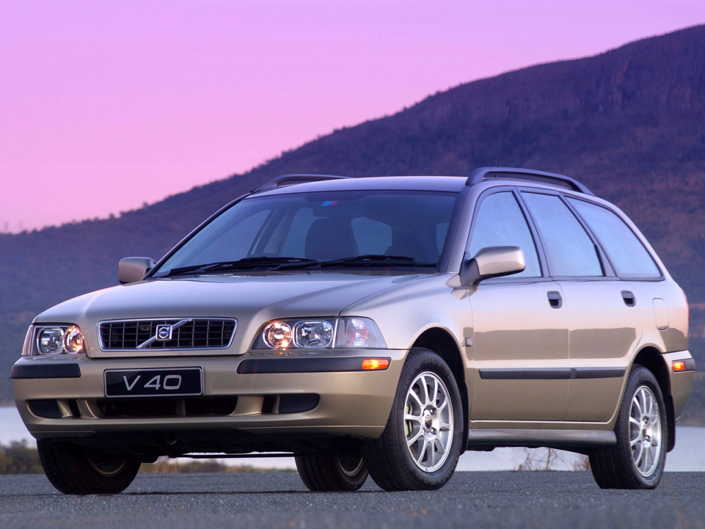 Volvo V40, I поколение (1996 - 2004) - Quto.ru