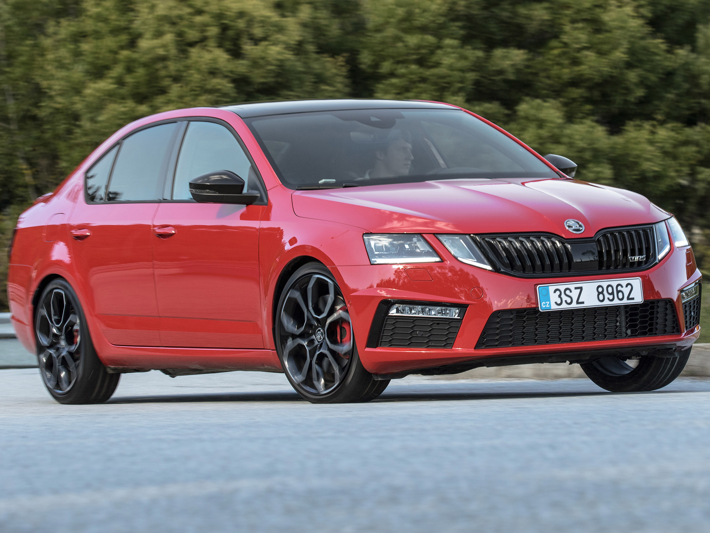 Продано: Skoda Octavia RS лифтбек III поколение рестайлинг 2.0 TSI MT 230  л.с. синий в Ярославской области - Quto.ru