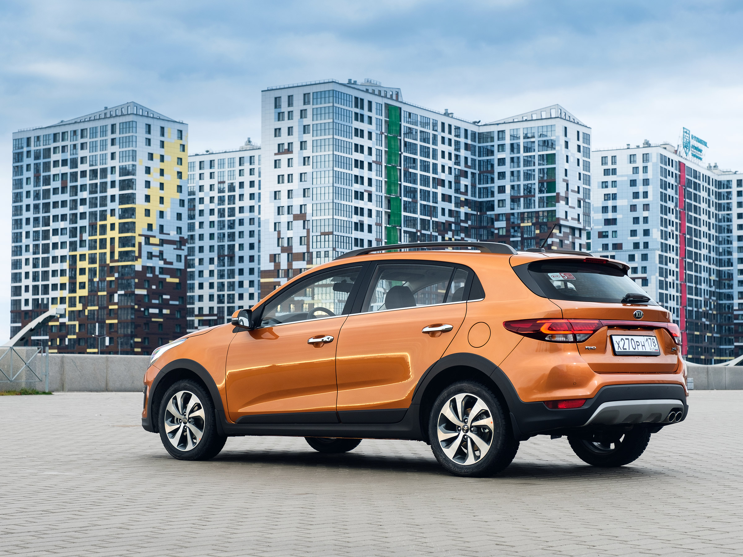 KIA Rio X-Line IV поколение Хэтчбек – модификации и цены, одноклассники KIA  Rio X-Line hatchback, где купить - Quto.ru